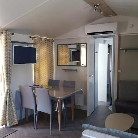 Кемпинг Mobil 3 *