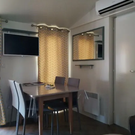 Кемпинг Mobil 3 *
